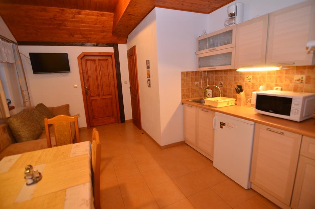 Apartmany Votockovi โรกีนีซ นัด ยีเซอโร ห้อง รูปภาพ